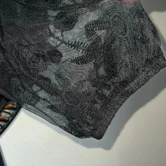 HALO Women’s Black Lace Fringe Sheer Floral Lined Boho 3/4 Sleeve Top Medium - Picture 3 of 16